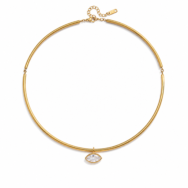 Gold necklace pearl