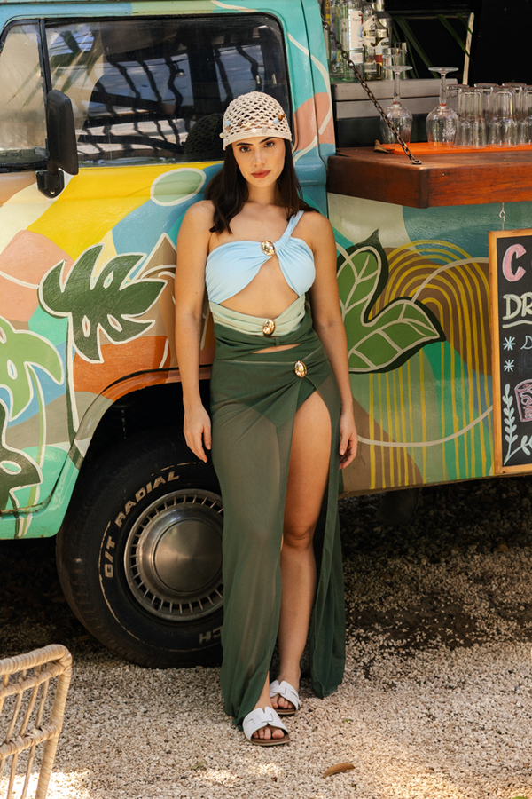 Serena Green one shoulder + falda