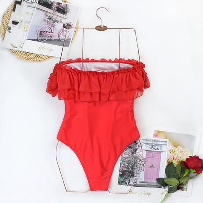 Red off shoulder + falda